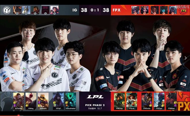 德甲赛场上 德甲赛场上