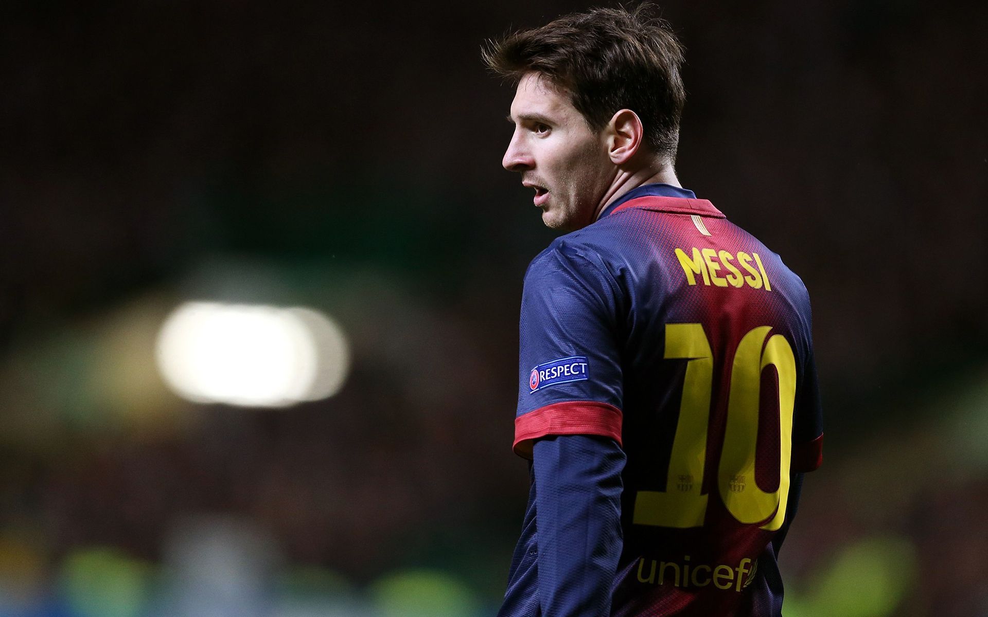 面对来自不 面对来自不