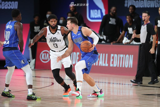 转会受阻等 转会受阻等